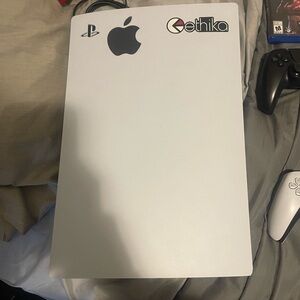 It’s runs it’s has a lot of games and has 2 remotes